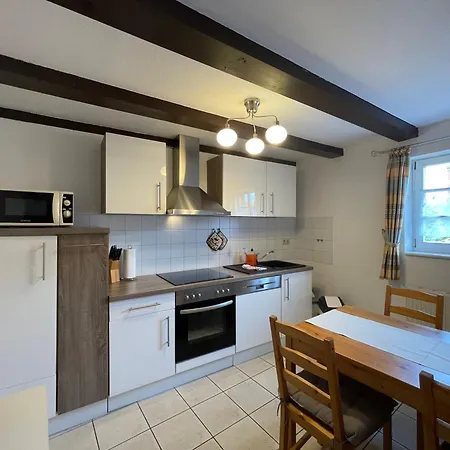 Mit Balkon No4 아파트